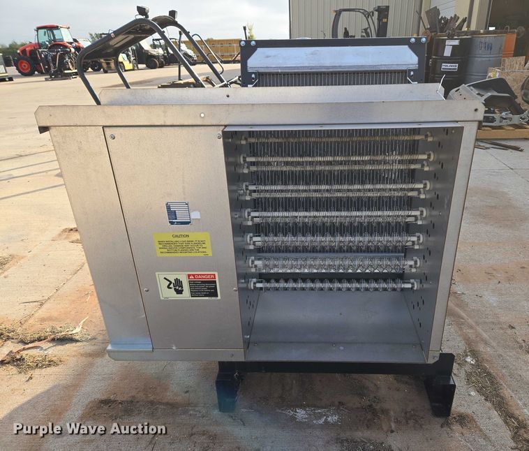 image for item EU3841 John Deere 4024TF281 engine