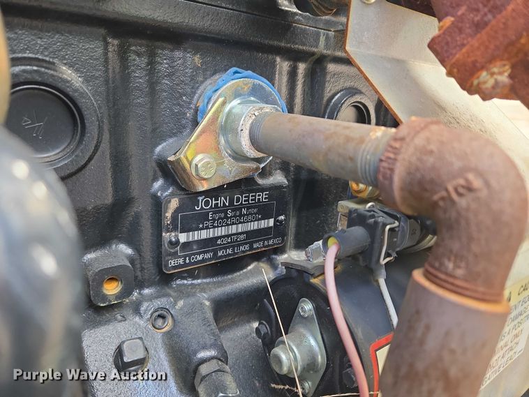 image for item EU3841 John Deere 4024TF281 engine