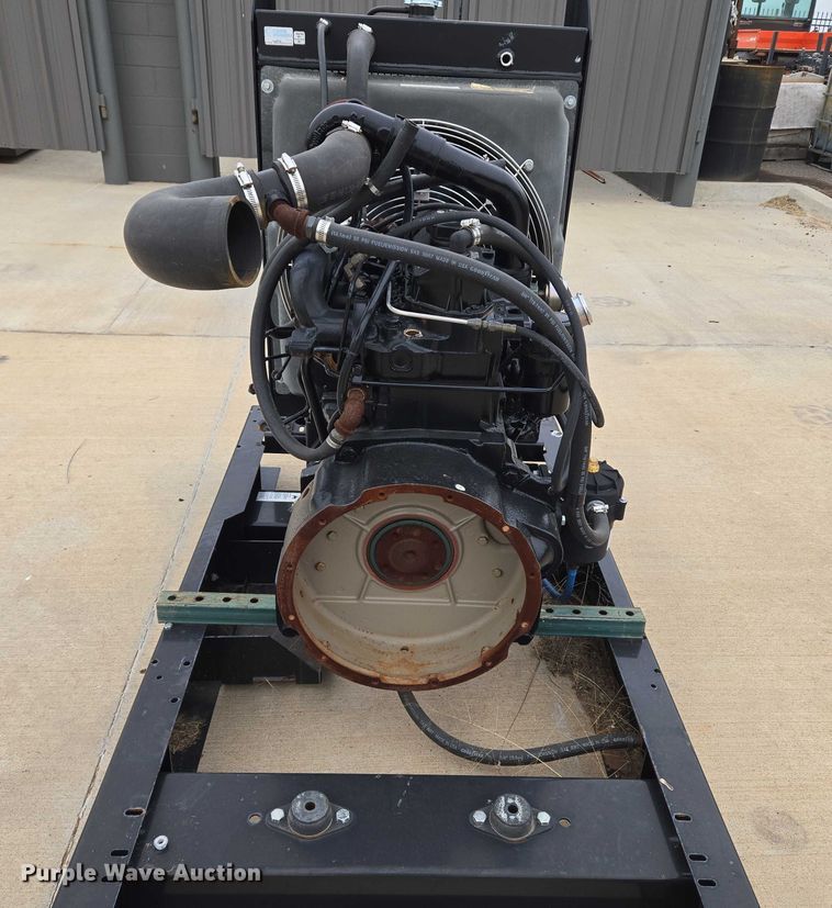 image for item EU3842 John Deere 3029TF270D engine