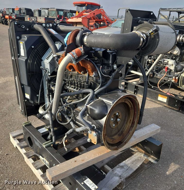 image for item EU3847 John Deere 4045HF285 engine