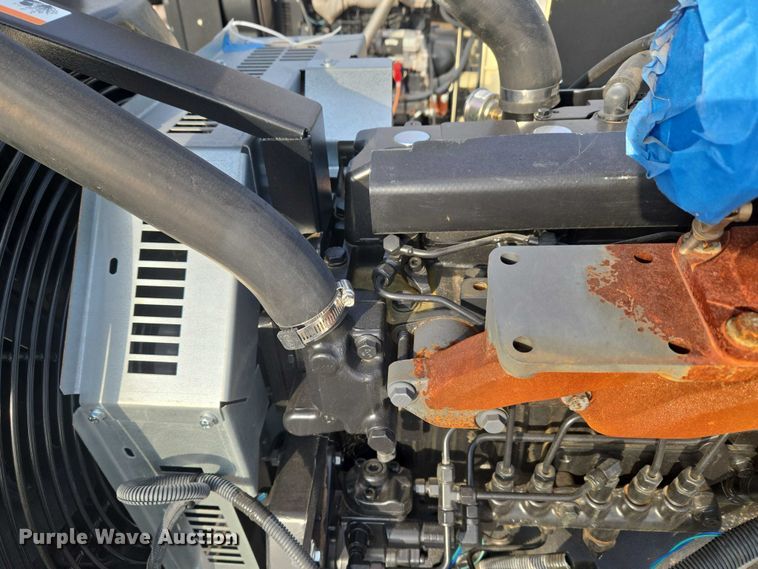 image for item EU3847 John Deere 4045HF285 engine