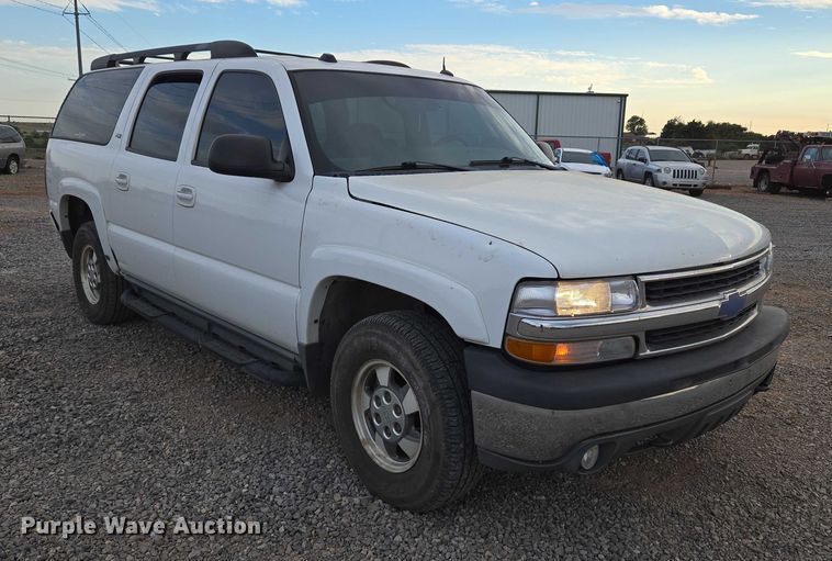 image for item EU3864 2005 Chevrolet Suburban SUV