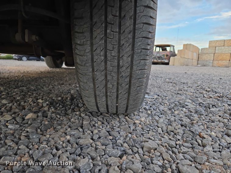 image for item EU3864 2005 Chevrolet Suburban SUV