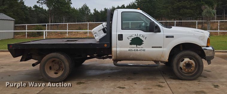 image for item EU3897 2000 Ford F550 Super Duty XLT flatbed truck