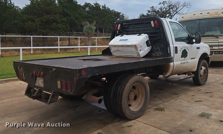 image for item EU3897 2000 Ford F550 Super Duty XLT flatbed truck
