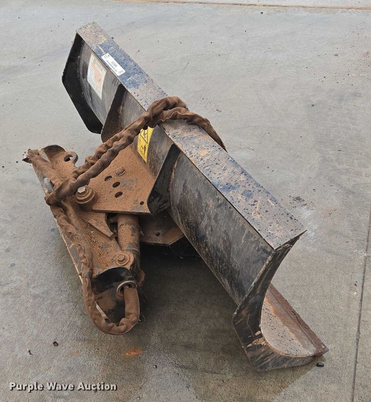 image for item EU3899 Ditch Witch skid steer dozer blade
