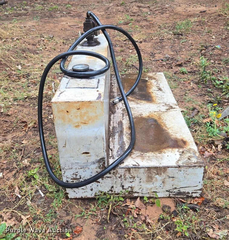 image for item EU3905 Delta Consolidated 48000 fuel tank