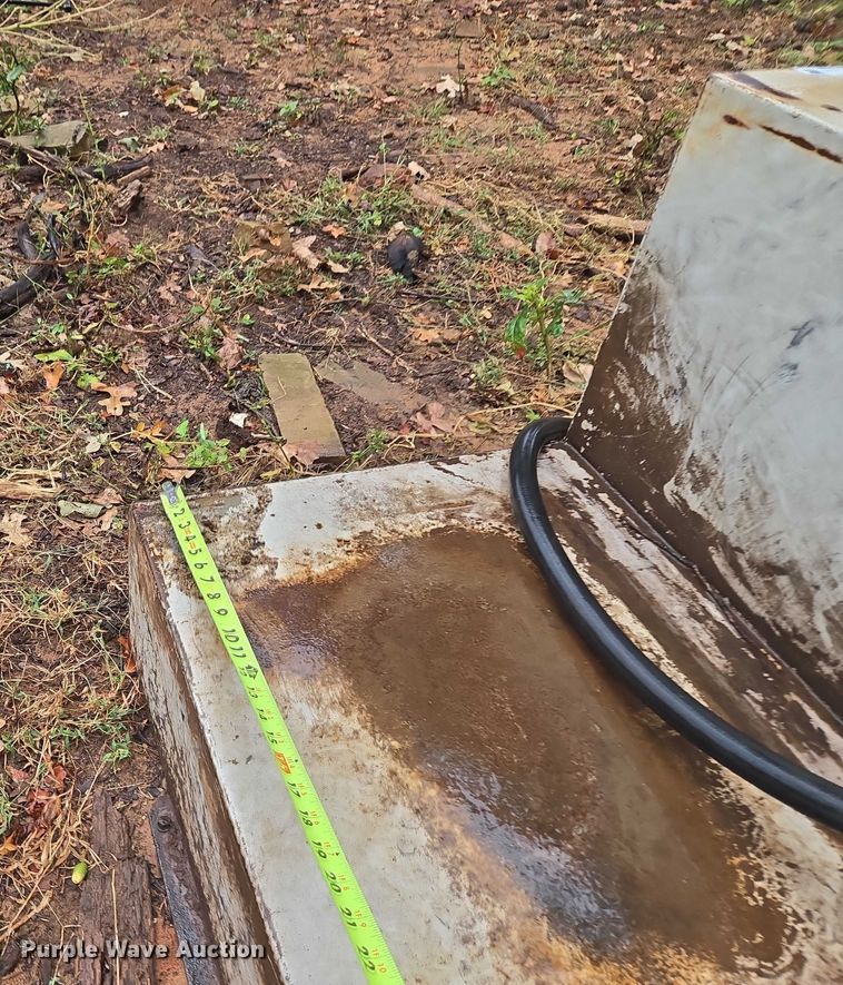 image for item EU3905 Delta Consolidated 48000 fuel tank