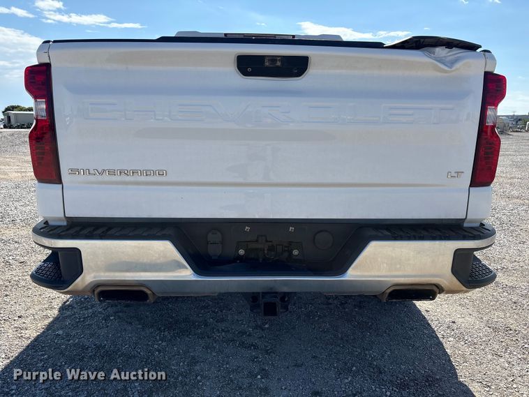 image for item EU4697 2021 Chevrolet Silverado 1500 Crew Cab pickup truck