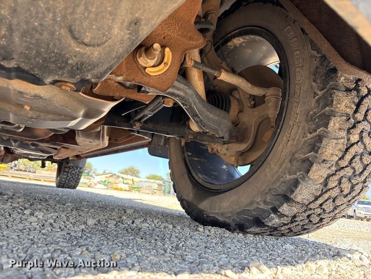 image for item EU4697 2021 Chevrolet Silverado 1500 Crew Cab pickup truck