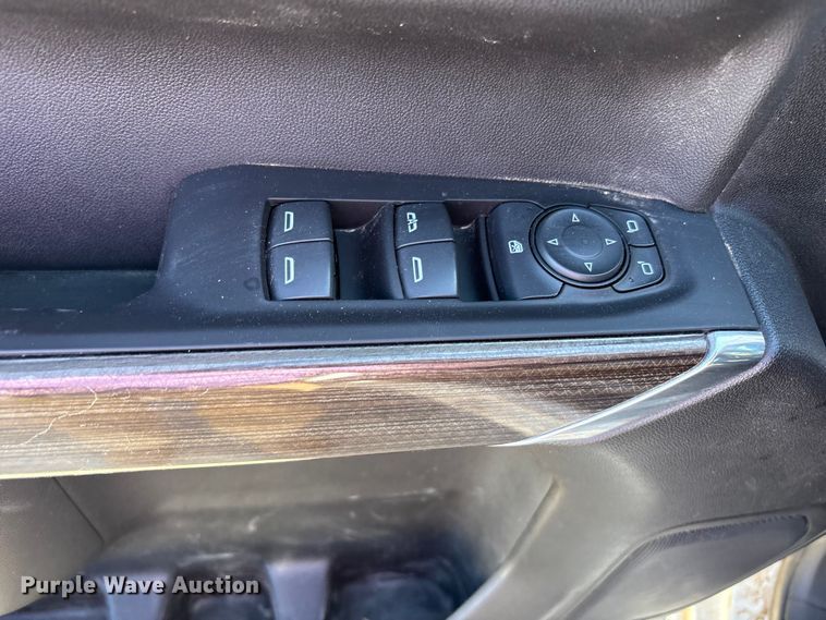 image for item EU4697 2021 Chevrolet Silverado 1500 Crew Cab pickup truck