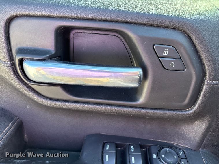 image for item EU4697 2021 Chevrolet Silverado 1500 Crew Cab pickup truck