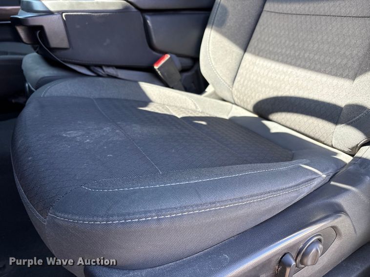 image for item EU4697 2021 Chevrolet Silverado 1500 Crew Cab pickup truck