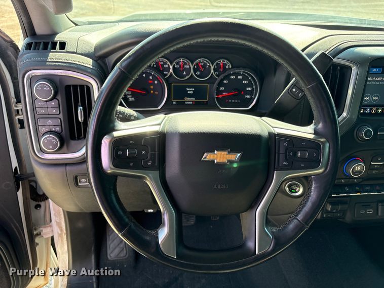 image for item EU4697 2021 Chevrolet Silverado 1500 Crew Cab pickup truck