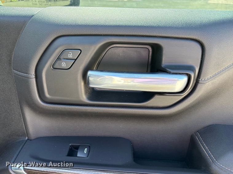 image for item EU4697 2021 Chevrolet Silverado 1500 Crew Cab pickup truck