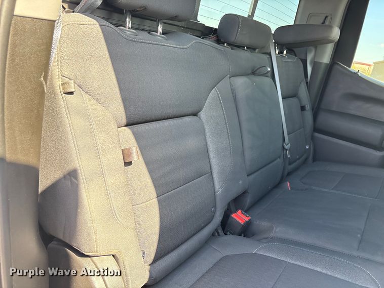 image for item EU4697 2021 Chevrolet Silverado 1500 Crew Cab pickup truck