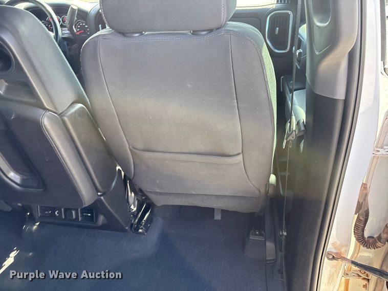 image for item EU4697 2021 Chevrolet Silverado 1500 Crew Cab pickup truck