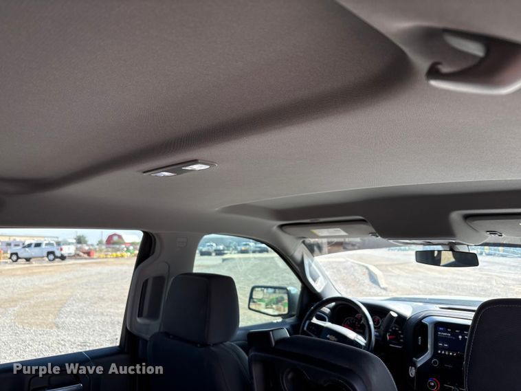 image for item EU4697 2021 Chevrolet Silverado 1500 Crew Cab pickup truck