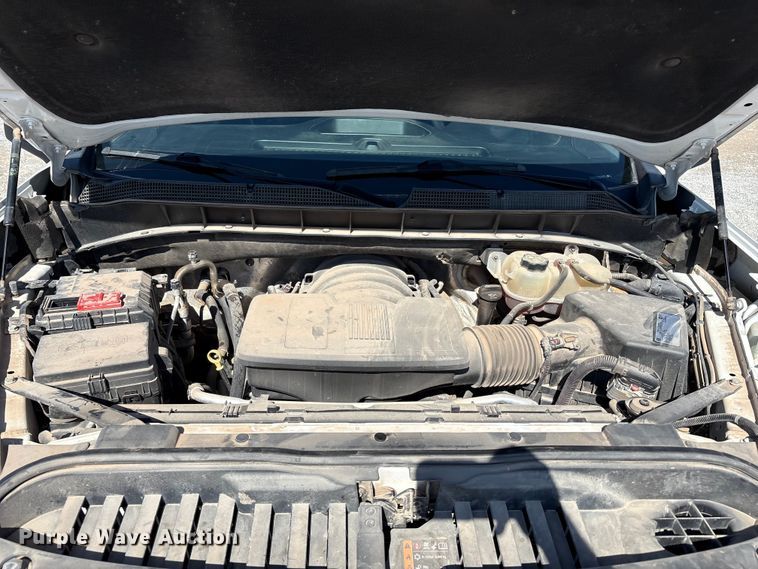 image for item EU4697 2021 Chevrolet Silverado 1500 Crew Cab pickup truck