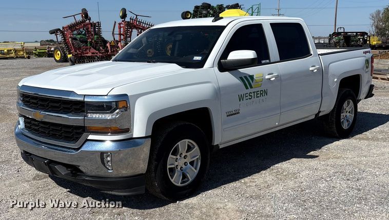 image for item EU4698 2017 Chevrolet Silverado 1500 Crew Cab pickup truck