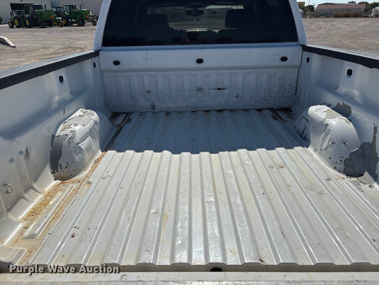 image for item EU4698 2017 Chevrolet Silverado 1500 Crew Cab pickup truck