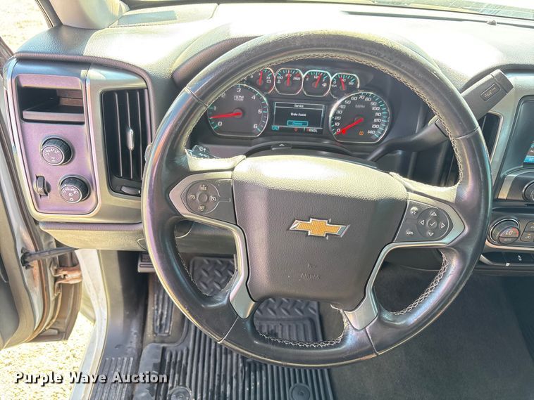 image for item EU4698 2017 Chevrolet Silverado 1500 Crew Cab pickup truck