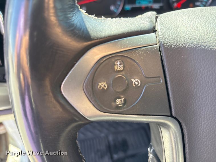 image for item EU4698 2017 Chevrolet Silverado 1500 Crew Cab pickup truck