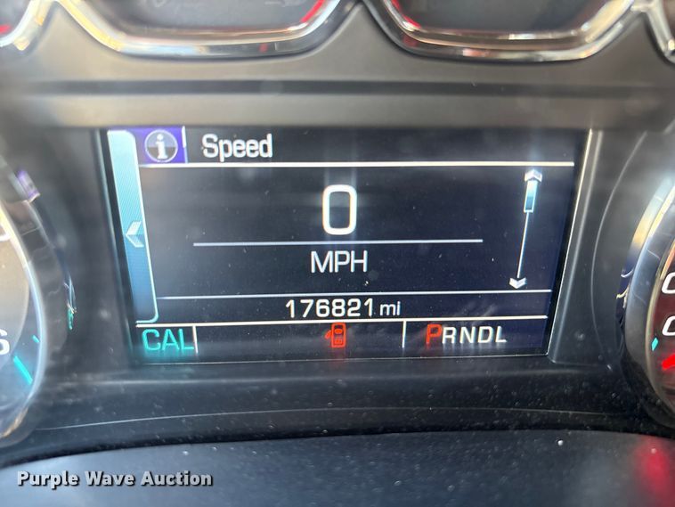 image for item EU4698 2017 Chevrolet Silverado 1500 Crew Cab pickup truck