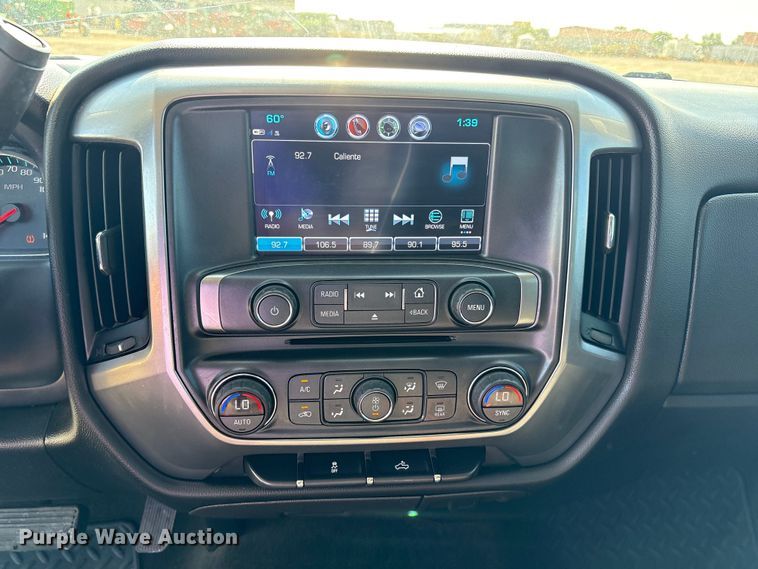 image for item EU4698 2017 Chevrolet Silverado 1500 Crew Cab pickup truck