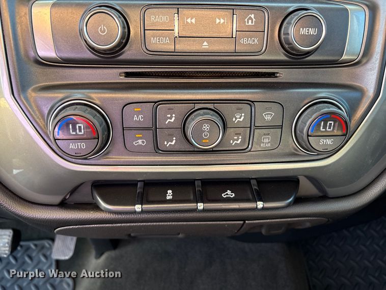 image for item EU4698 2017 Chevrolet Silverado 1500 Crew Cab pickup truck