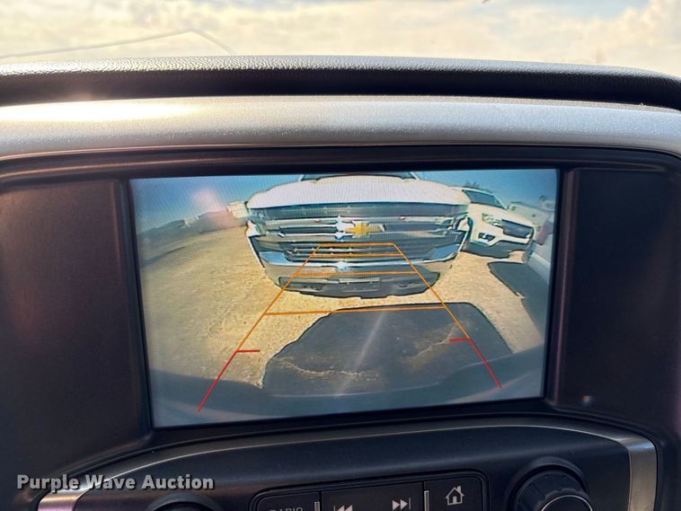 image for item EU4698 2017 Chevrolet Silverado 1500 Crew Cab pickup truck