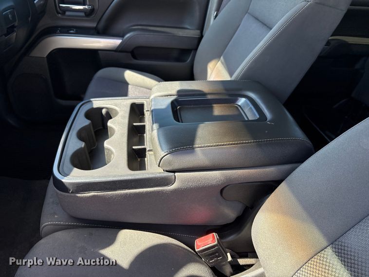 image for item EU4698 2017 Chevrolet Silverado 1500 Crew Cab pickup truck