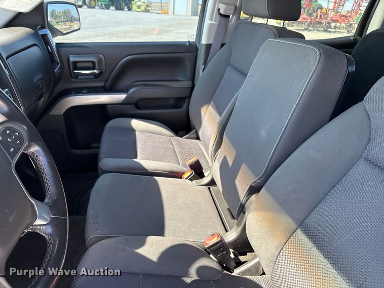 image for item EU4698 2017 Chevrolet Silverado 1500 Crew Cab pickup truck