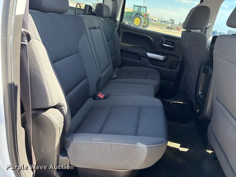 image for item EU4698 2017 Chevrolet Silverado 1500 Crew Cab pickup truck