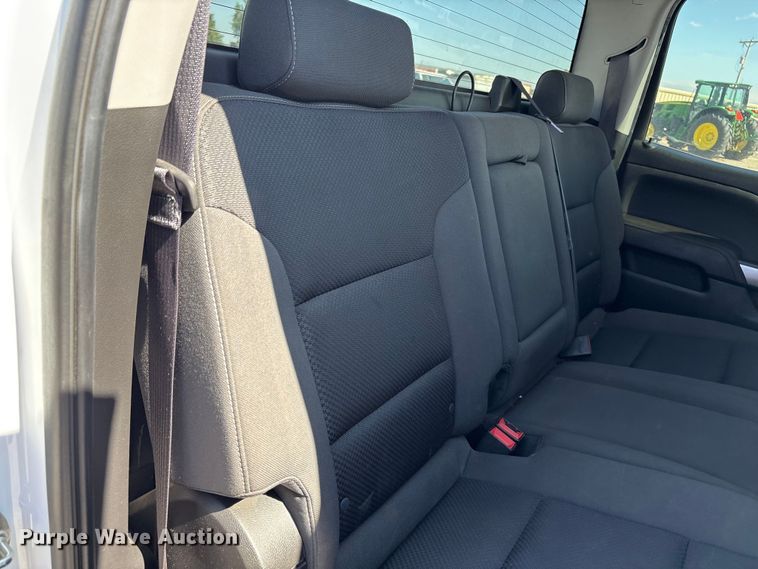 image for item EU4698 2017 Chevrolet Silverado 1500 Crew Cab pickup truck