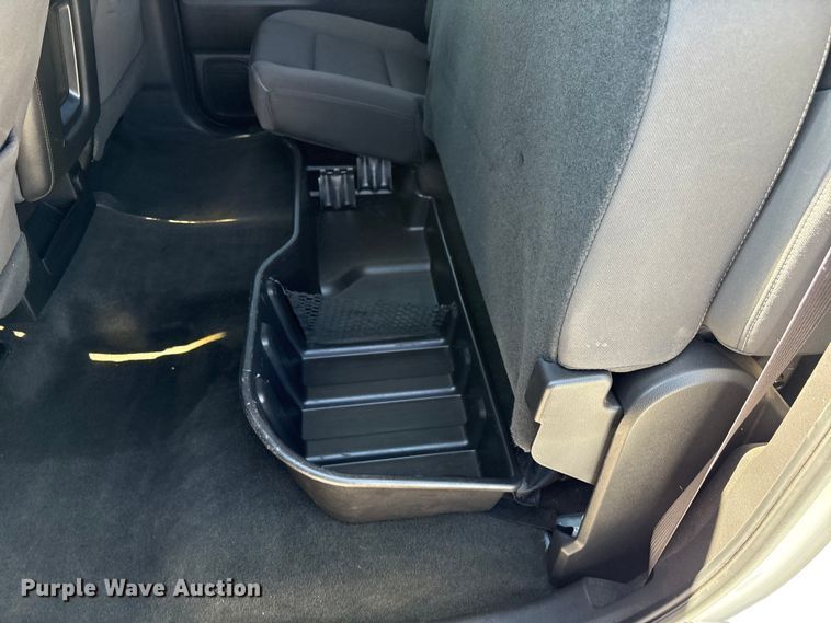 image for item EU4698 2017 Chevrolet Silverado 1500 Crew Cab pickup truck