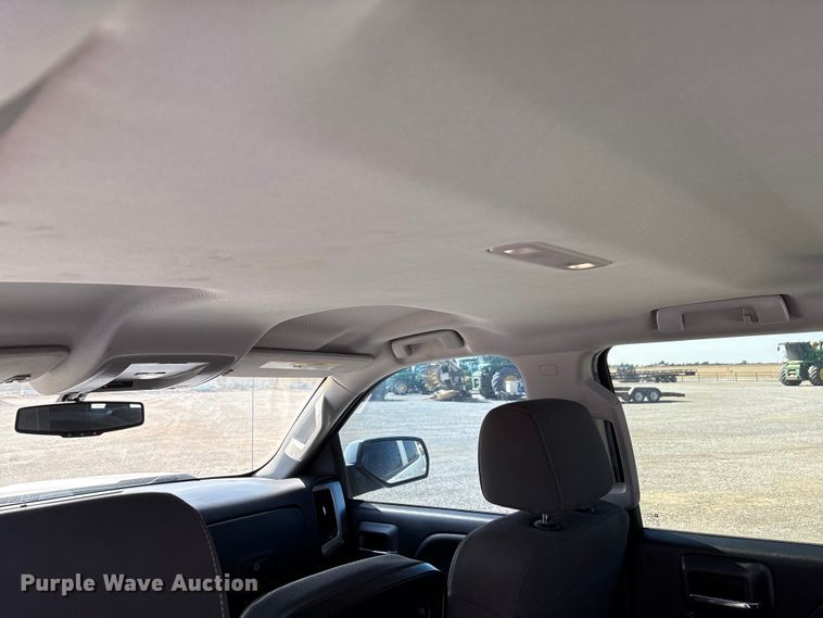 image for item EU4698 2017 Chevrolet Silverado 1500 Crew Cab pickup truck