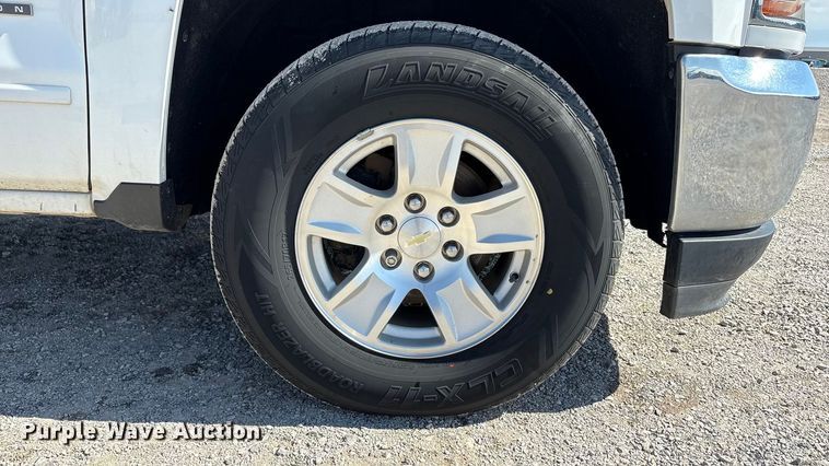 image for item EU4698 2017 Chevrolet Silverado 1500 Crew Cab pickup truck