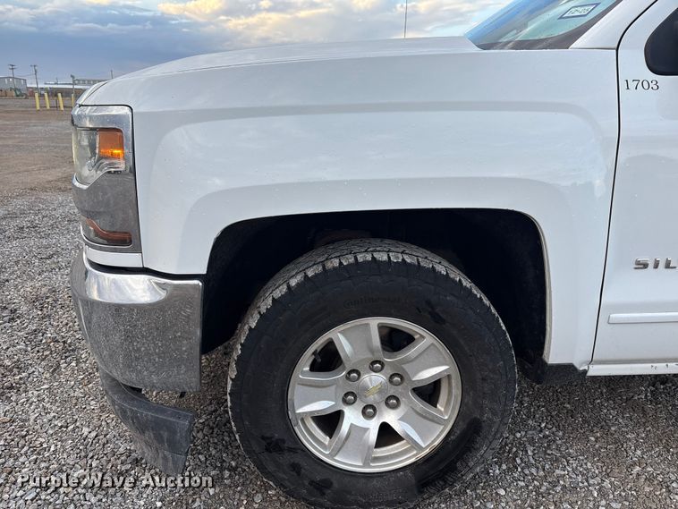 image for item EU4701 2018 Chevrolet Silverado 1500 Double Cab pickup truck