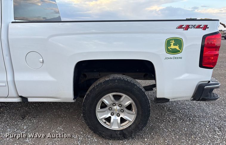 image for item EU4701 2018 Chevrolet Silverado 1500 Double Cab pickup truck