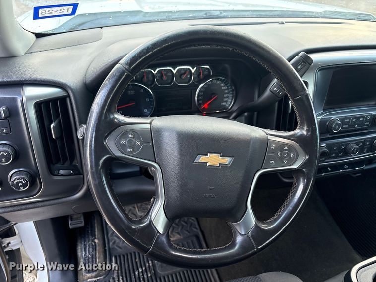 image for item EU4701 2018 Chevrolet Silverado 1500 Double Cab pickup truck