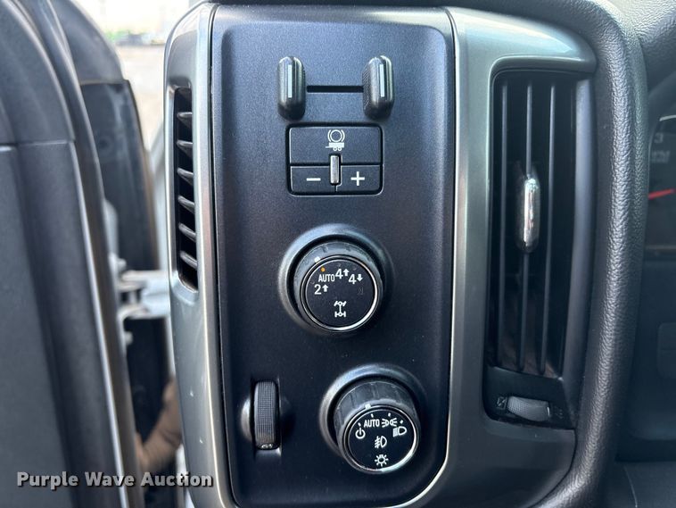 image for item EU4701 2018 Chevrolet Silverado 1500 Double Cab pickup truck