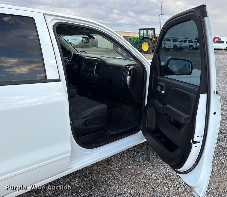 image for item EU4701 2018 Chevrolet Silverado 1500 Double Cab pickup truck