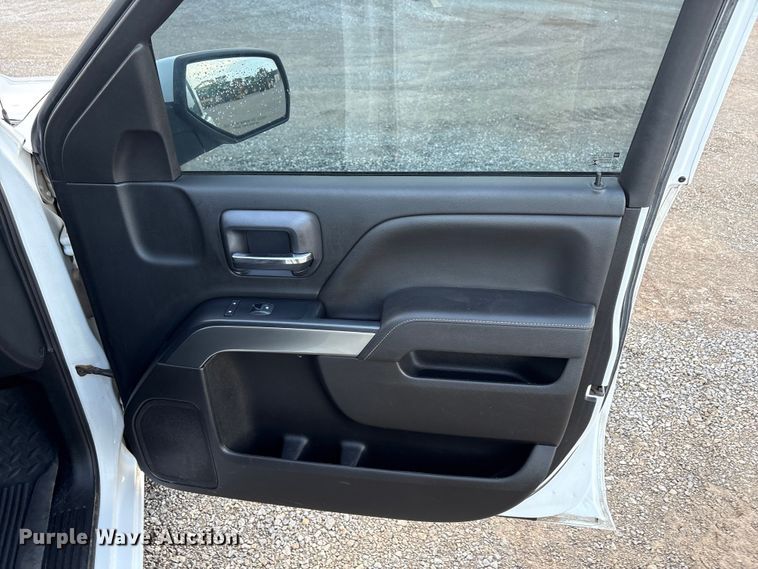 image for item EU4701 2018 Chevrolet Silverado 1500 Double Cab pickup truck