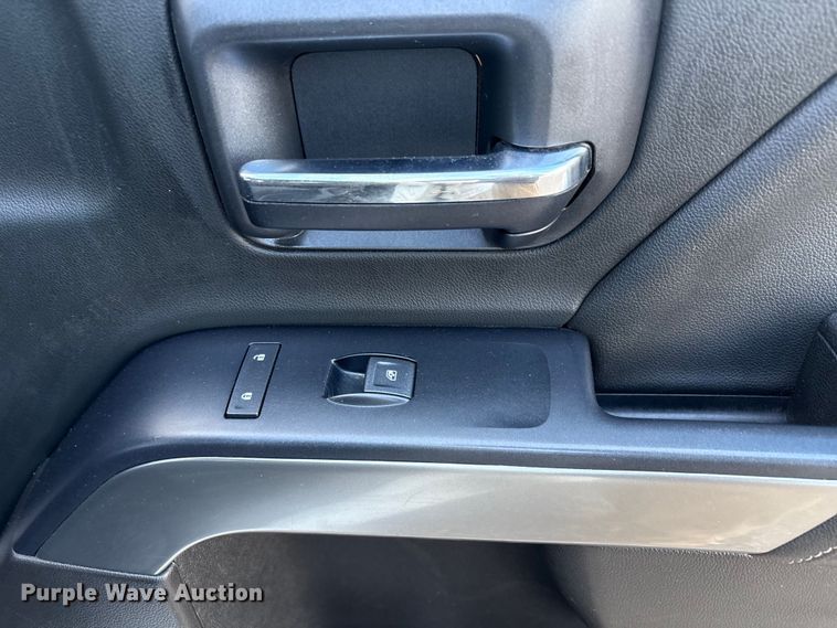 image for item EU4701 2018 Chevrolet Silverado 1500 Double Cab pickup truck