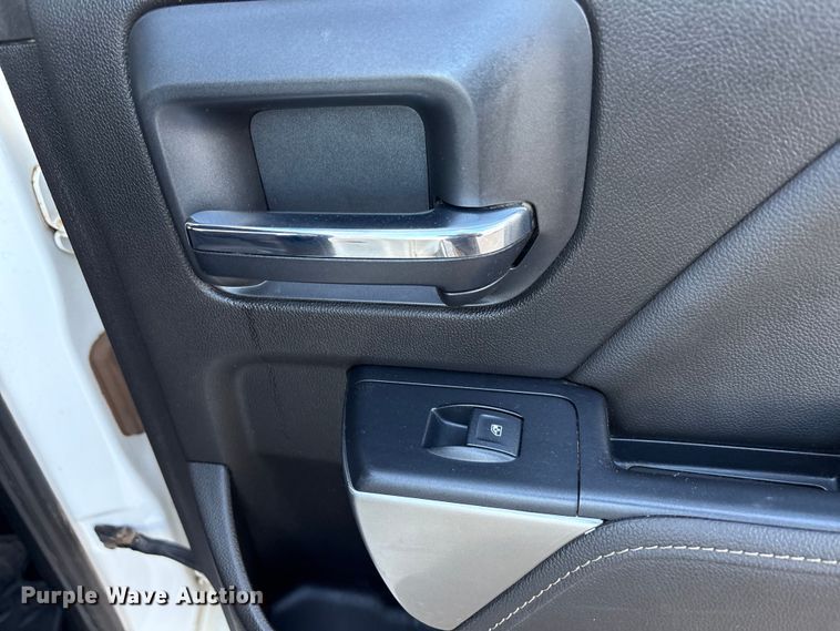 image for item EU4701 2018 Chevrolet Silverado 1500 Double Cab pickup truck