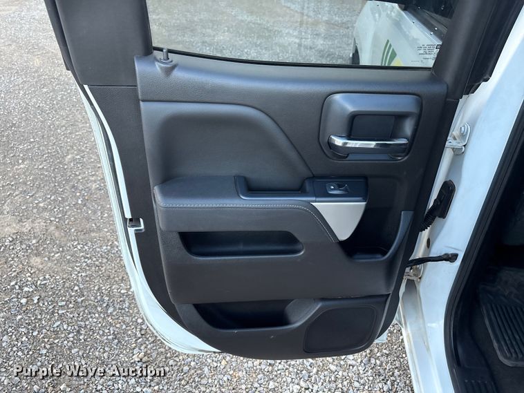 image for item EU4701 2018 Chevrolet Silverado 1500 Double Cab pickup truck