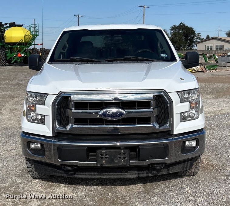image for item EU4702 2017 Ford F150 SuperCab pickup truck