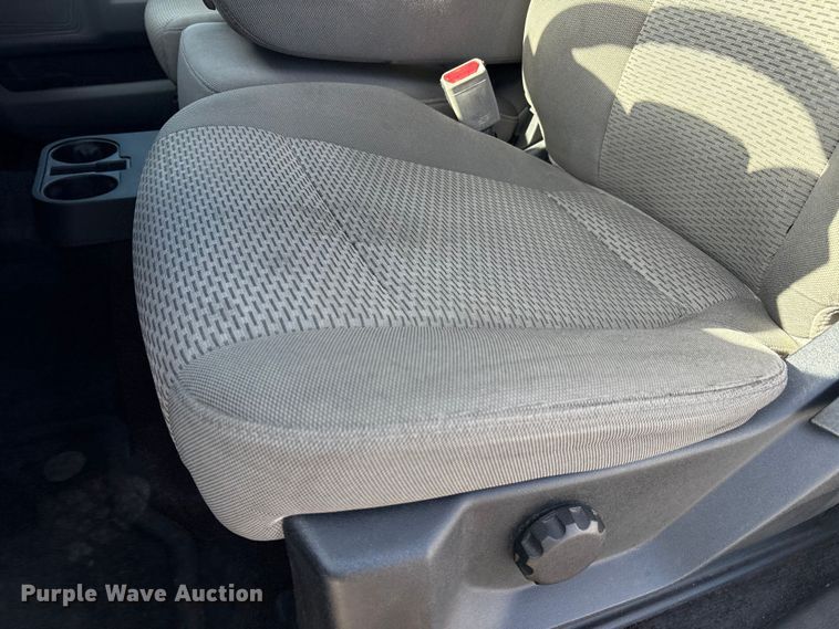 image for item EU4702 2017 Ford F150 SuperCab pickup truck