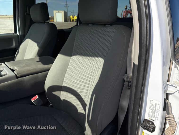 image for item EU4702 2017 Ford F150 SuperCab pickup truck